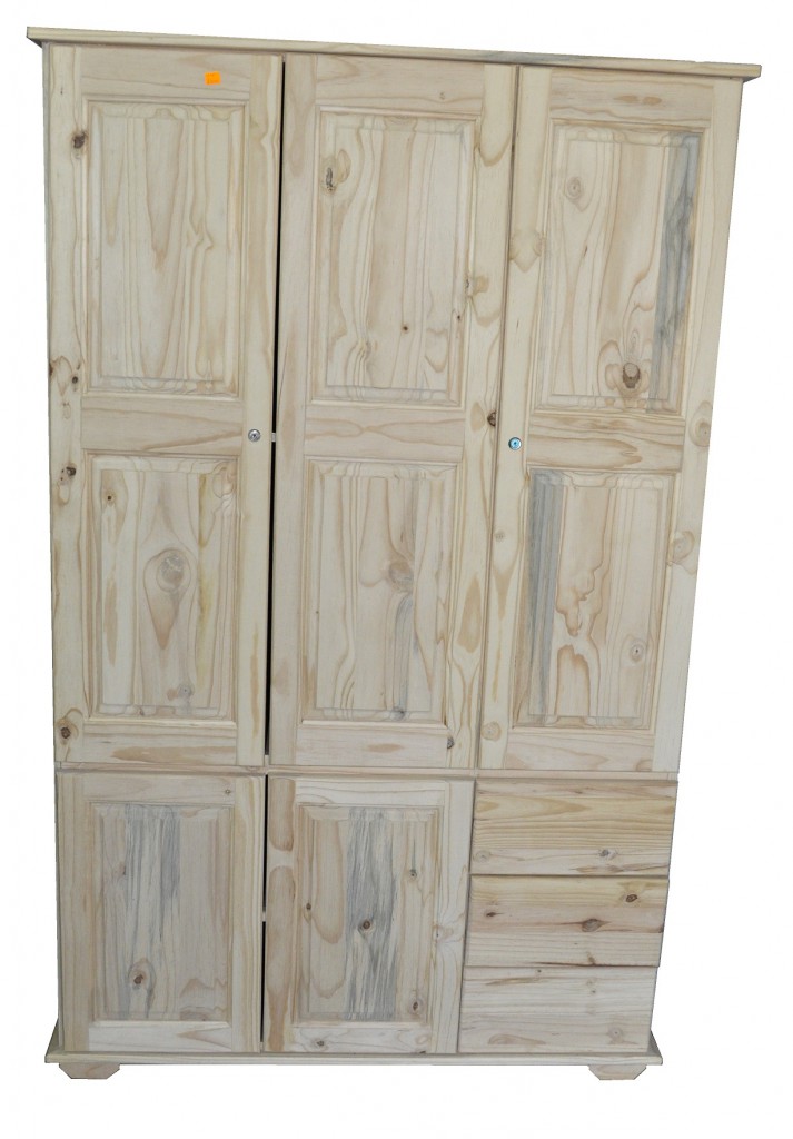 Wardrobe 136